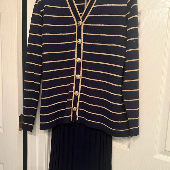 Talbots Navy and Gold Knit Set - Picture 1 of 3